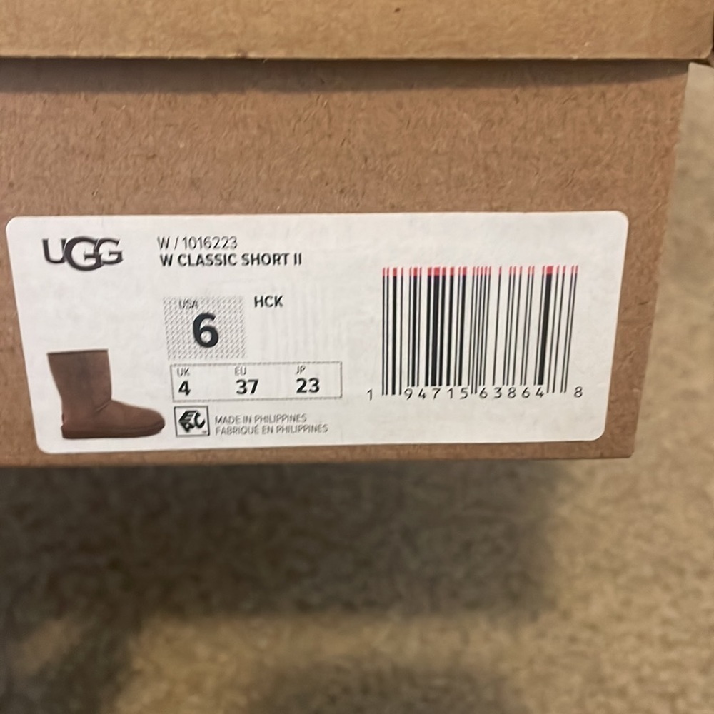 Brand new Ugg boots - Picture 7 of 7